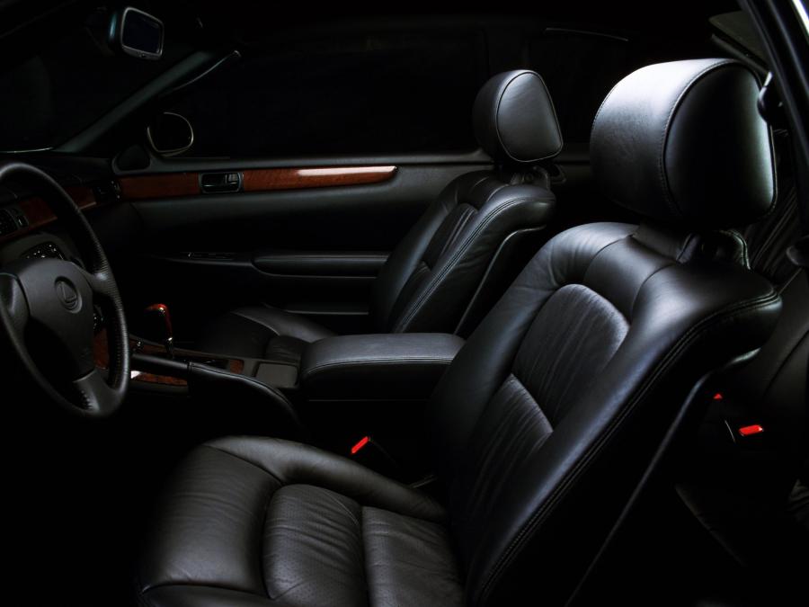  Lexus SC400 1997 года  (фото 4 из 8)